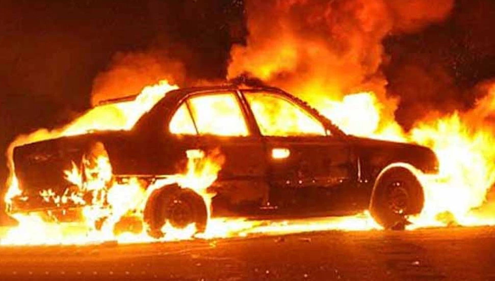 Girne’de park halindeki araçta, Gönyeli’de ise bir dairede yangın çıktı