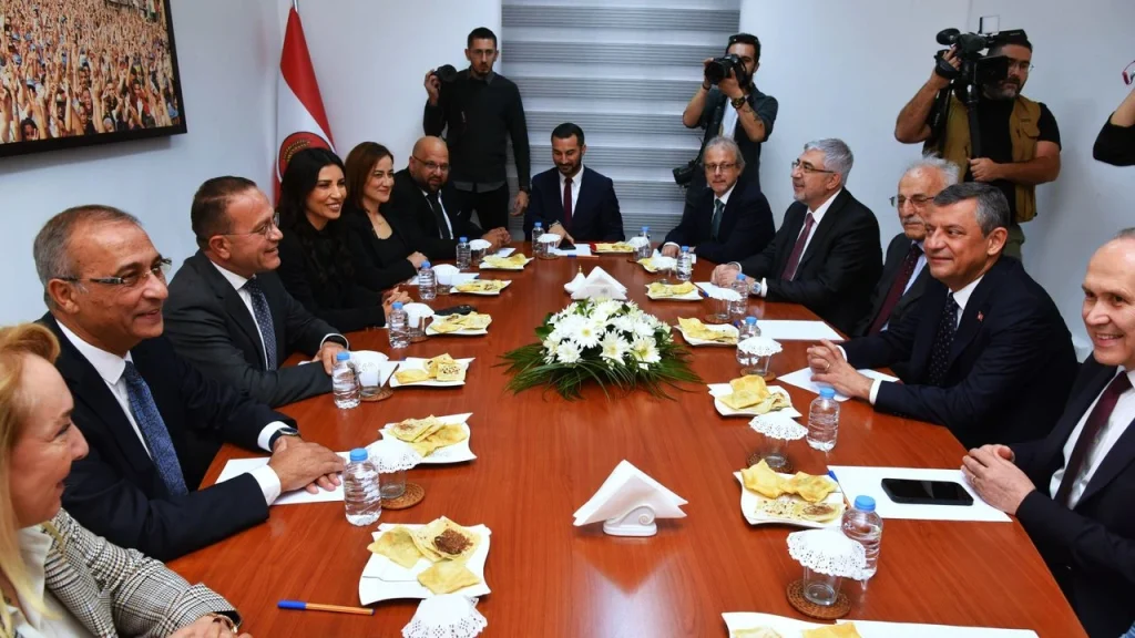 CHP Genel Başkanı Özgür Özel, CTP’yi ziyaret etti