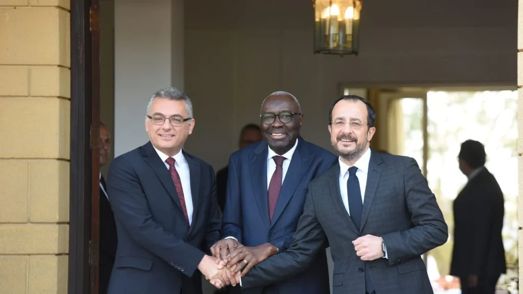 Erhürman ve Hristodulidis, KŞK’yi ziyaret edecek, Holguin’le toplantı yapacak