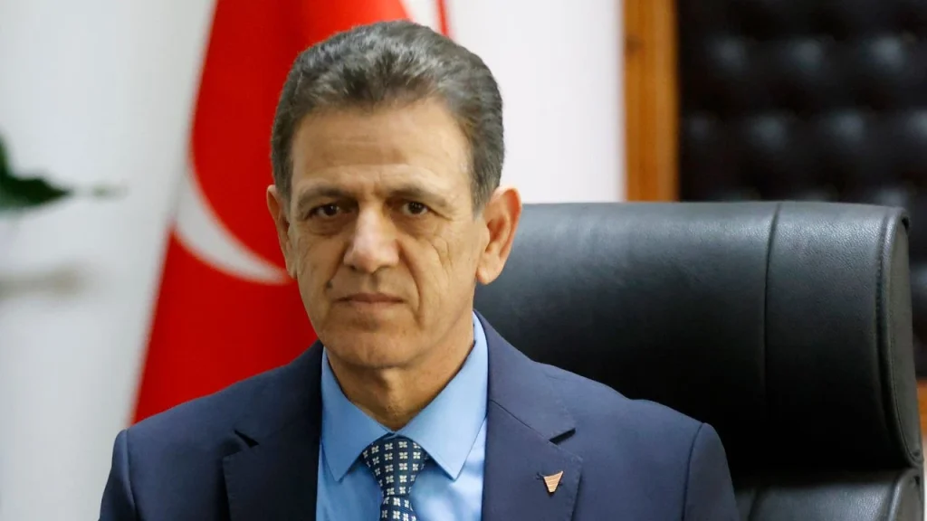 Kamu Hizmeti Komisyonu Başkanı Köseoğlu, “Yeterlik Sınavları” ile ilgili basın açıklaması yaptı