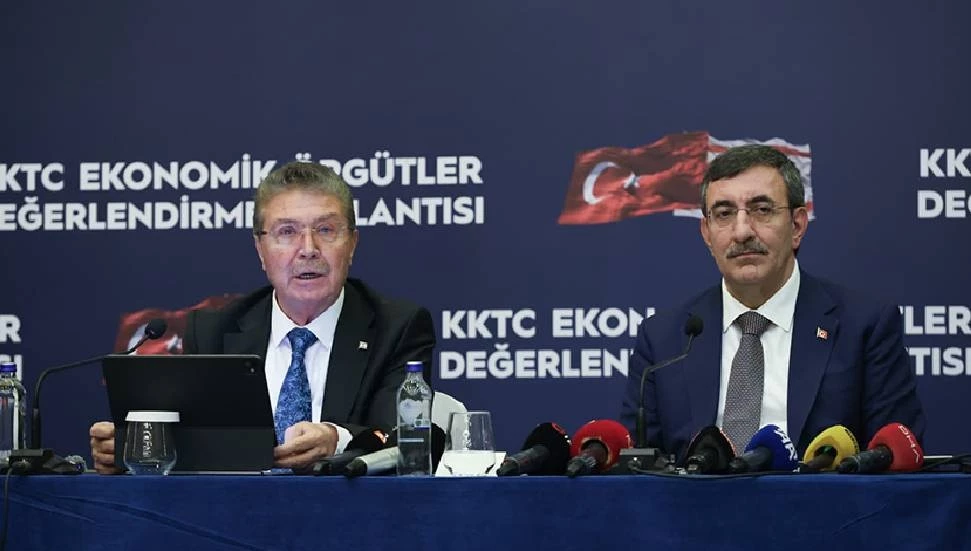 Ünal Üstel: “KKTC’de geçerli olacak yerel bir kredi kartı sistemi oluşturulacak”